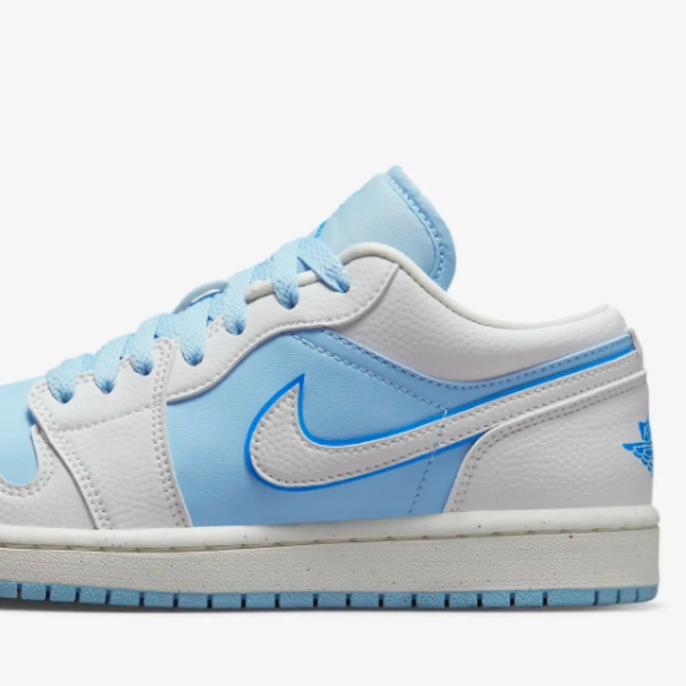 Nike Jordan 1 Retro Low SE Sail Dark Powder Blue Ice Women's Shoe Sneakers